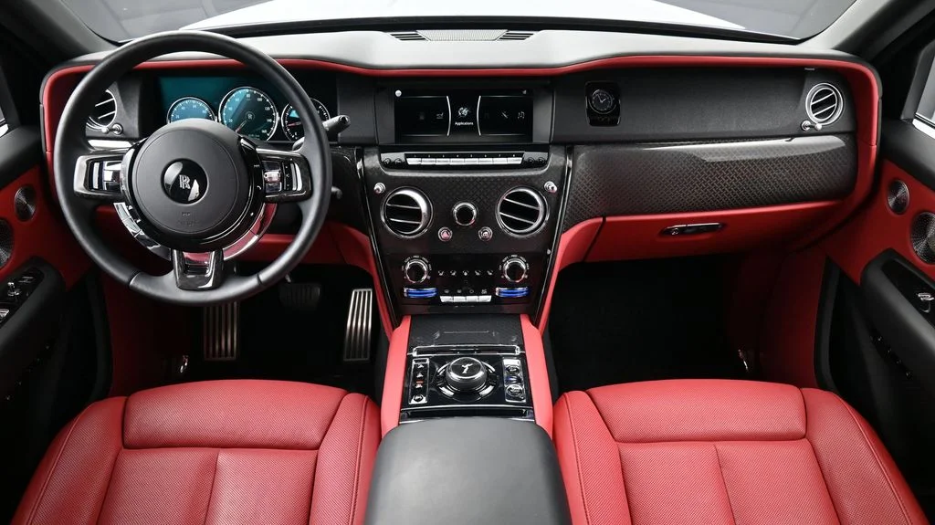 Certified Used 2019 Purple Rolls-Royce  image 4