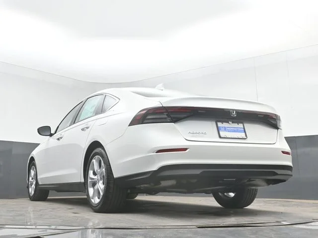 New 2026 Platinum White Pearl Honda LX image 48