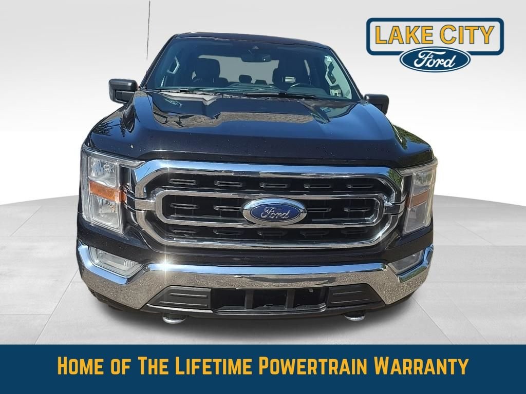 Used 2021 Agate Black Metallic Ford XLT image 9