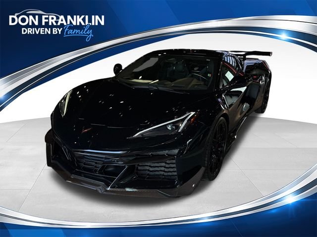 Used 2025 Black Chevrolet Z06 image 1