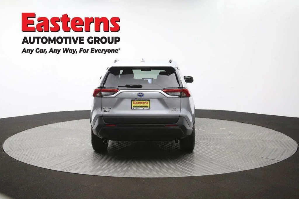 Used 2023 Silver Toyota LE image 36