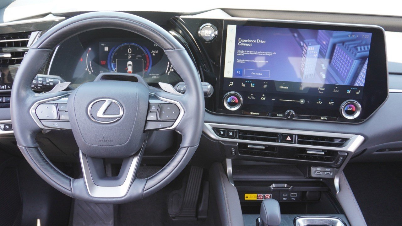 Certified Used 2024 White Lexus RX 350 Luxury image 30