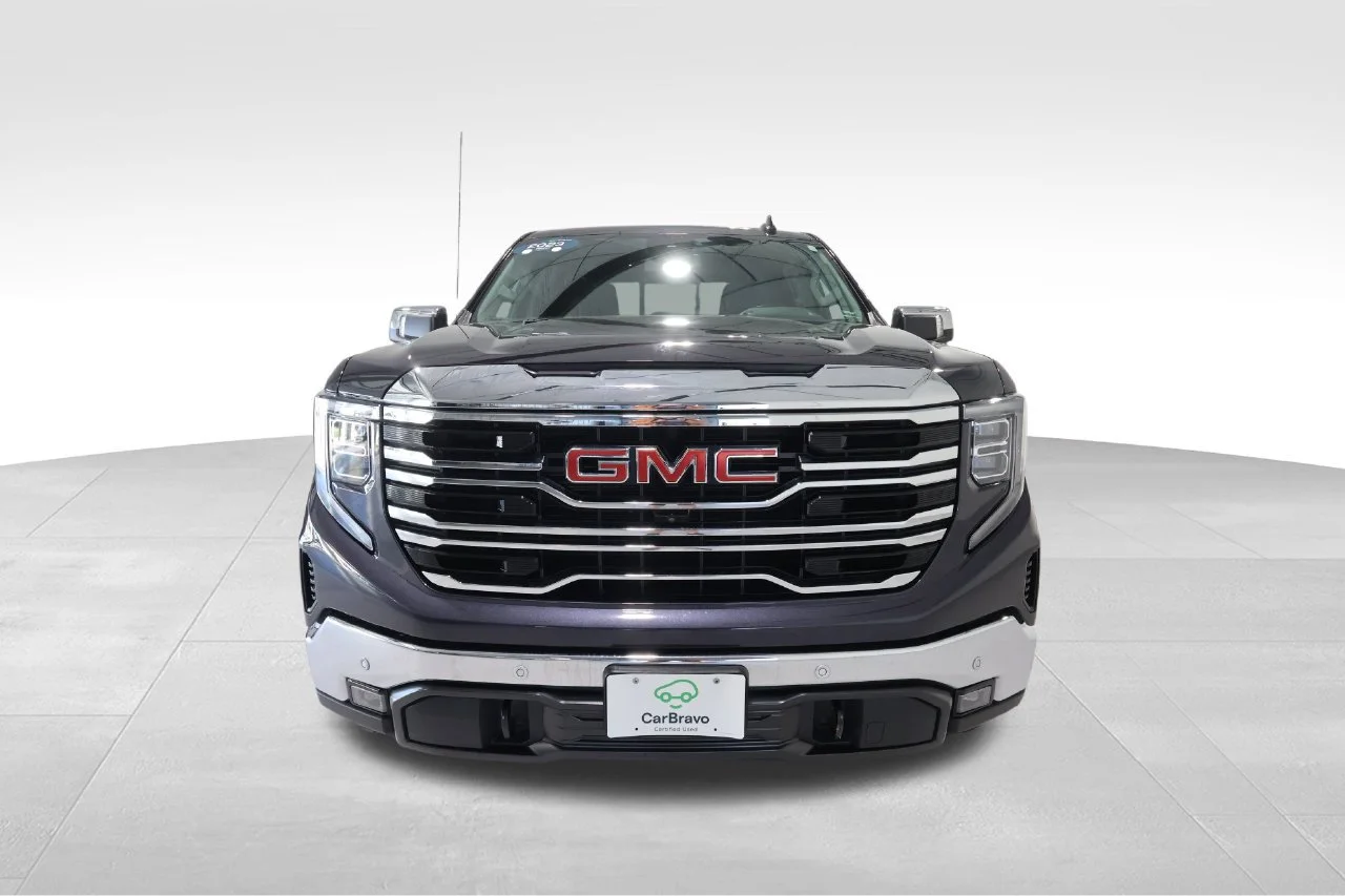 2023 GMC Sierra 1500 SLT - Photo 7
