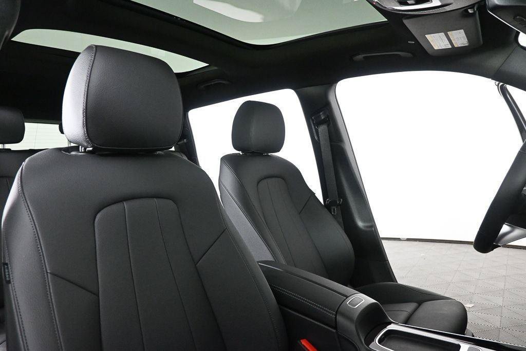 New 2026 Night Black Mercedes-Benz GLB 250 image 61