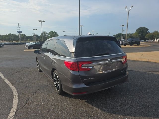 Used 2018 Gray Honda Elite image 5