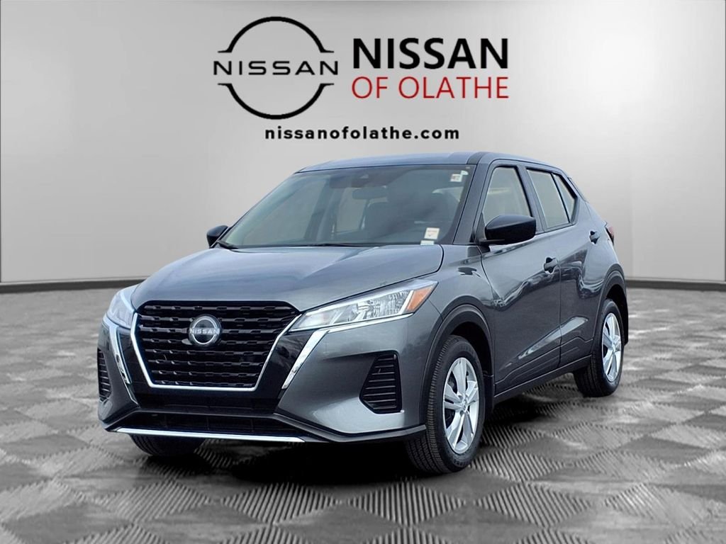 2025 Nissan KICKS PLAY Base