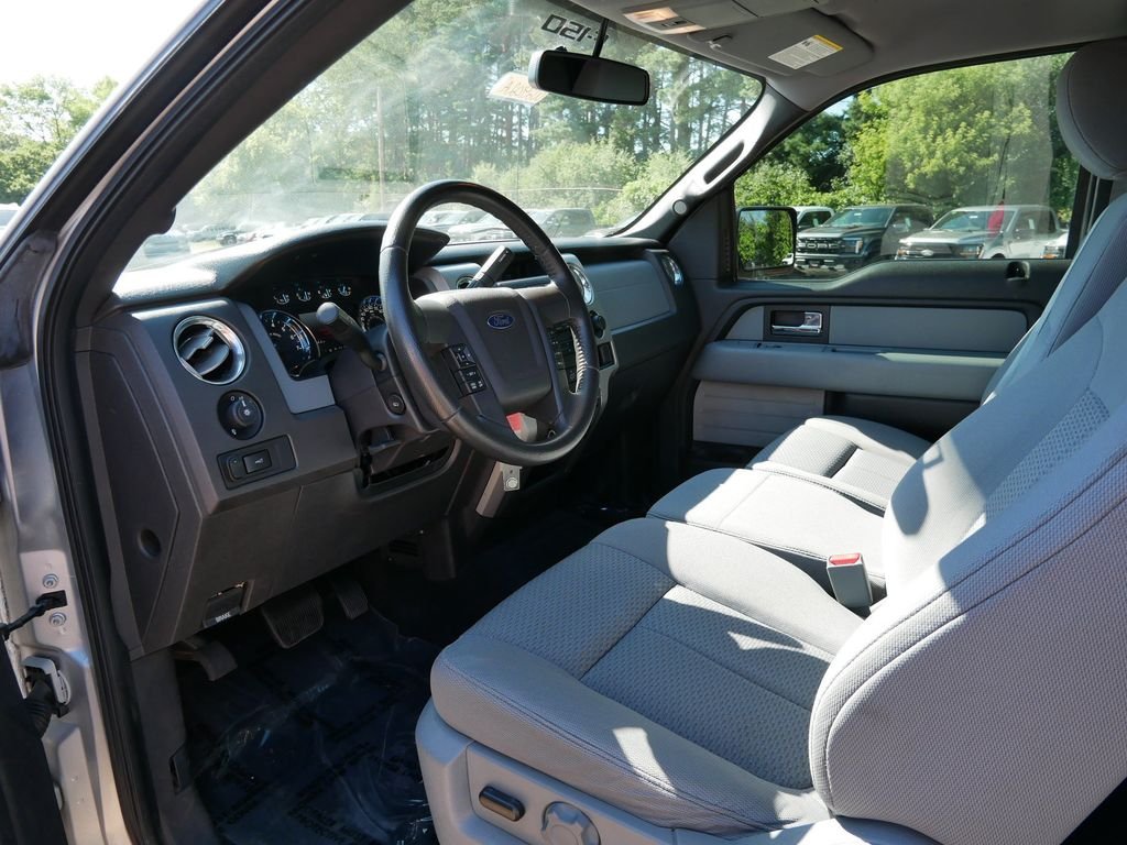 Used 2012 Silver Ford XLT image 12