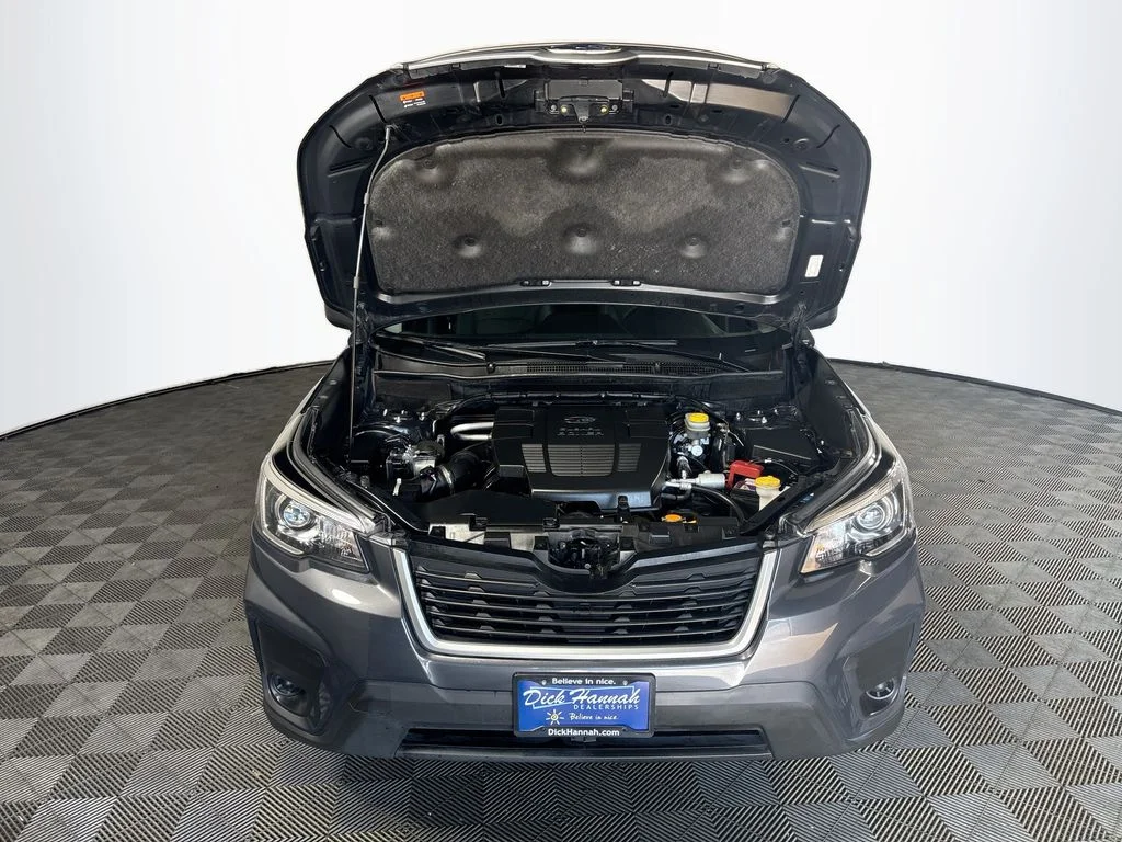 Used 2020 Gray Subaru Premium image 22