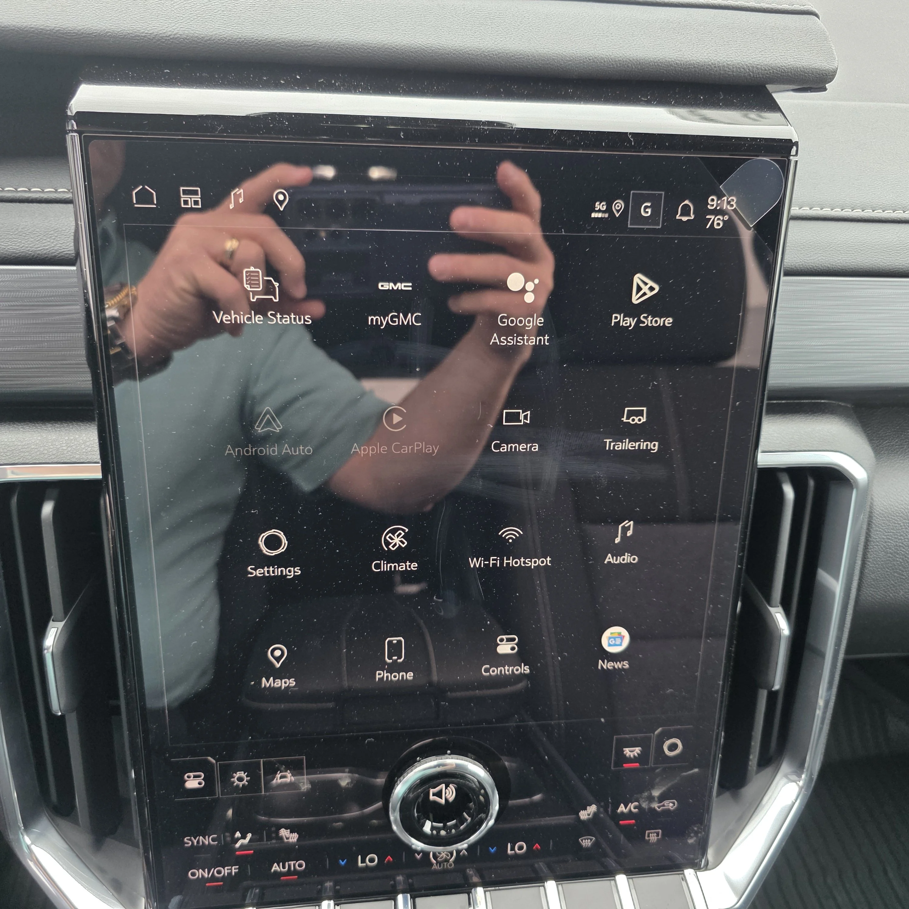 2026 GMC Acadia Elevation - Photo 11