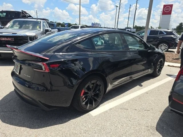 Used 2025  Tesla Long Range image 4