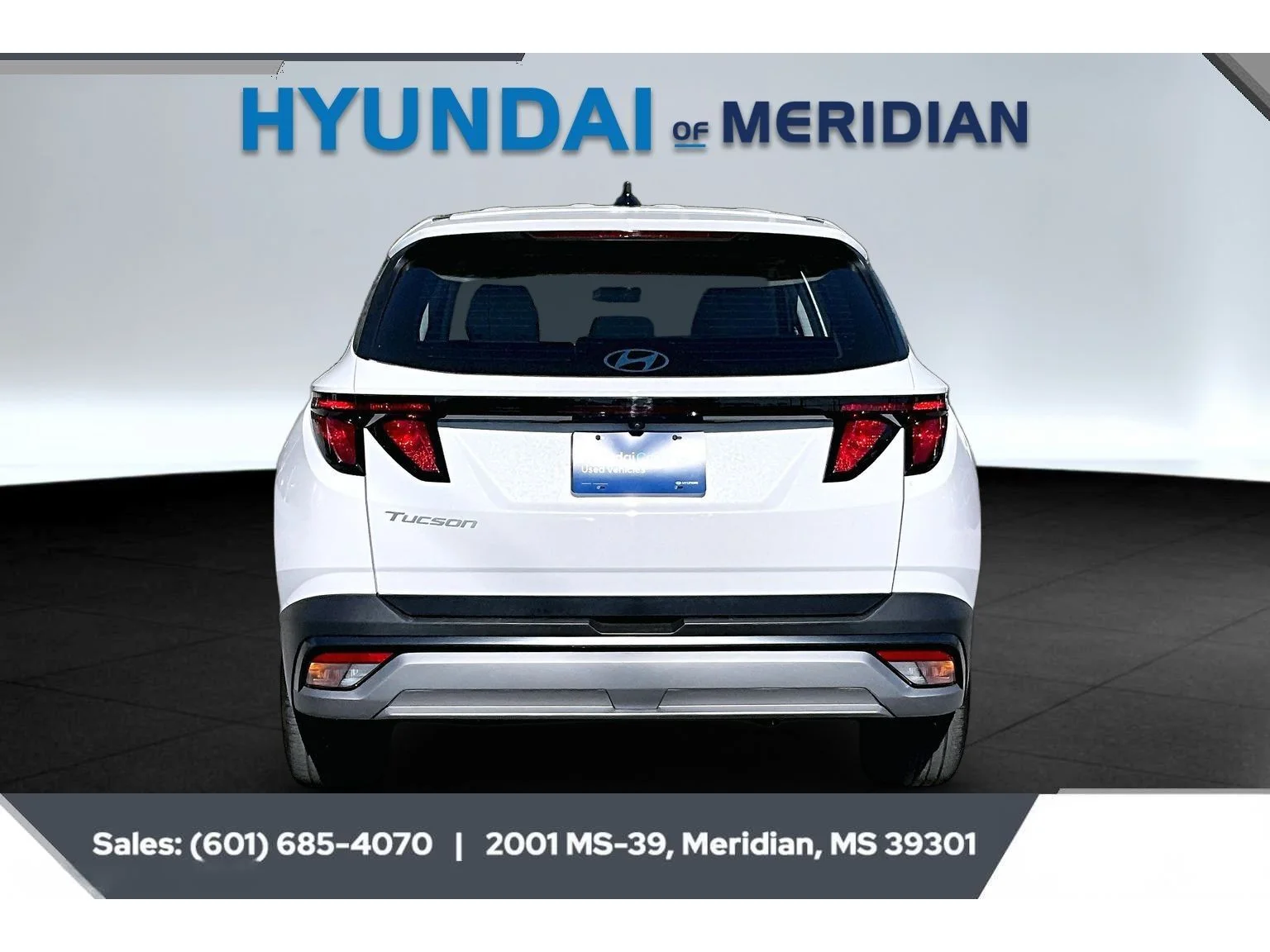Used 2025 SERENITY WHITE PEARL Hyundai SE image 4