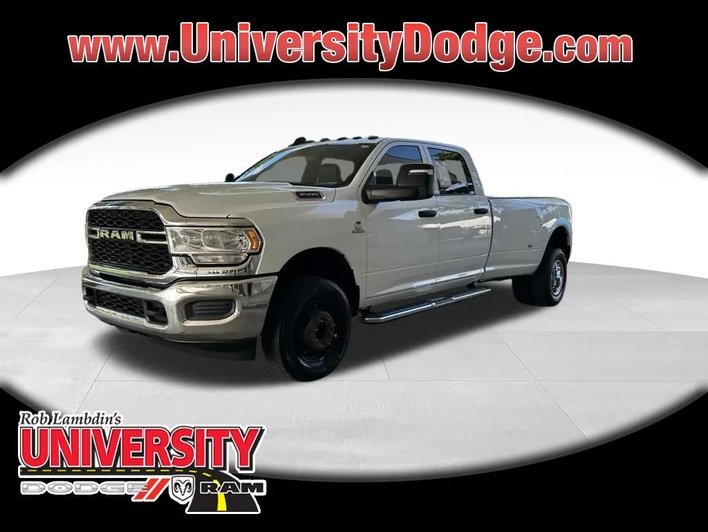 2023 RAM 3500 Tradesman 4X4 Crew Cab LWB's photo