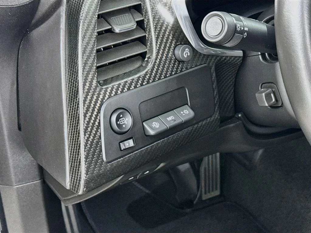 Used 2015 Black Chevrolet Stingray Z51 image 11