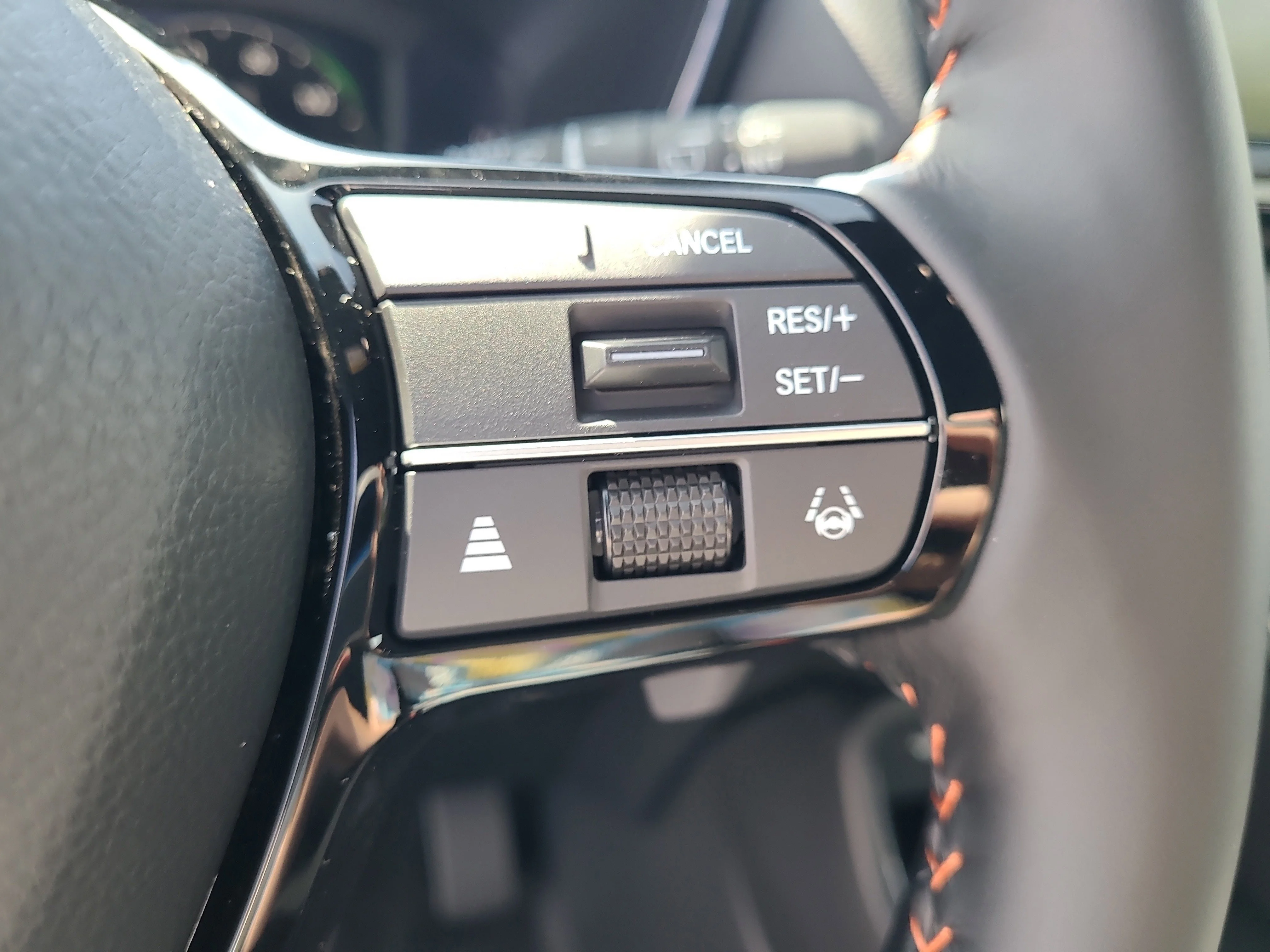 New 2026 Platinum White Pearl Honda Sport Touring image 30
