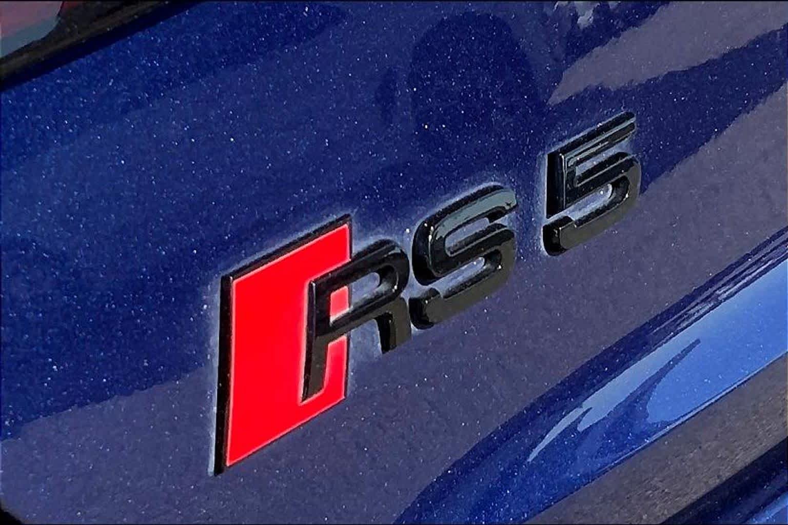 Used 2024 Navarra Blue Metallic Audi  image 30