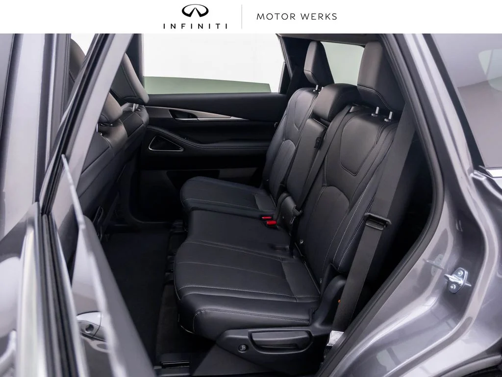 2027 INFINITI QX60 LUXE - Photo 16
