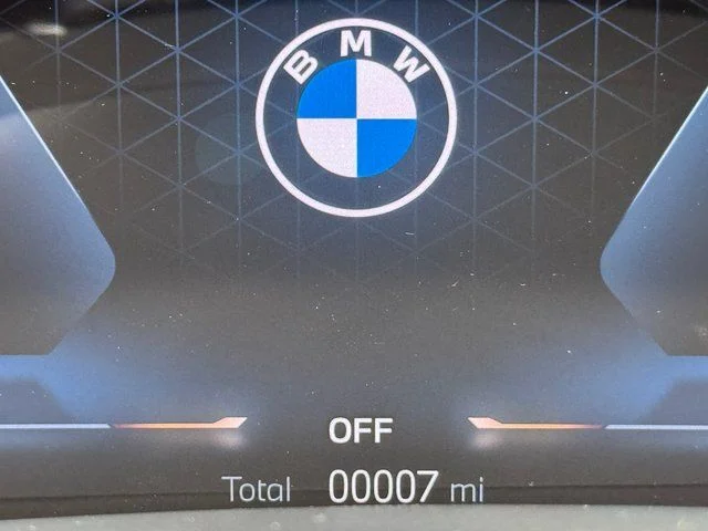 Used 2026 White BMW xDrive40i image 15