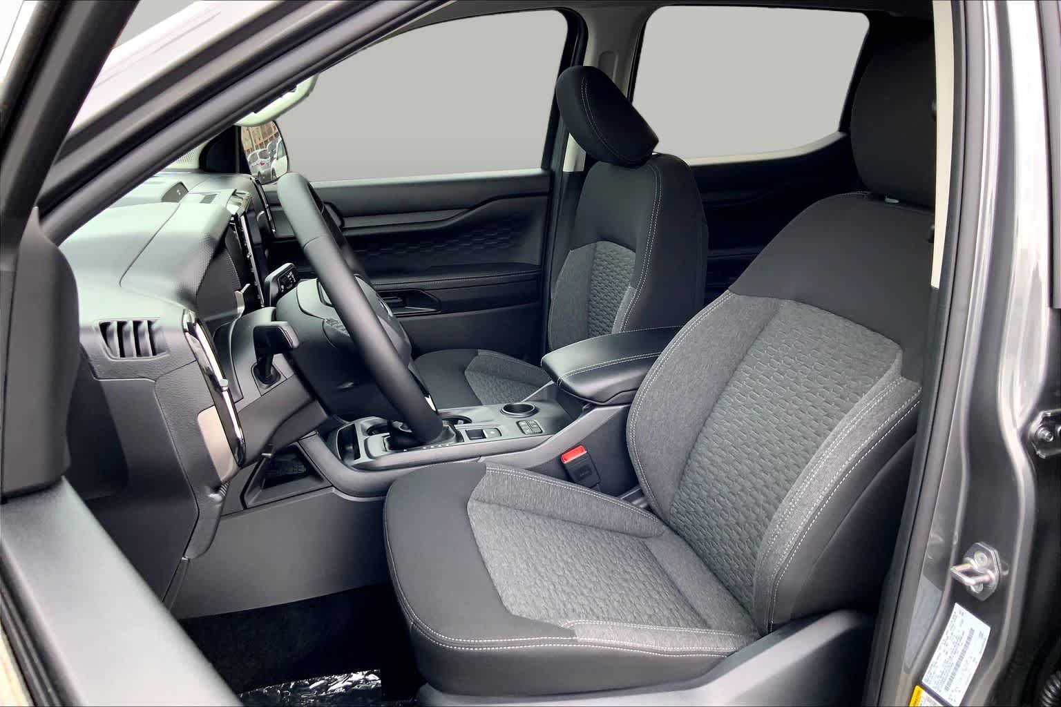 New 2026 Carbonized Gray Metallic Ford XLT image 7