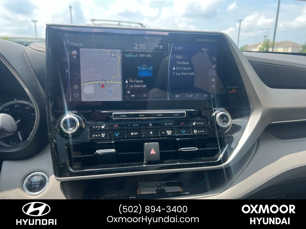 Used 2021 Celestial Silver Metallic Toyota Platinum image 9