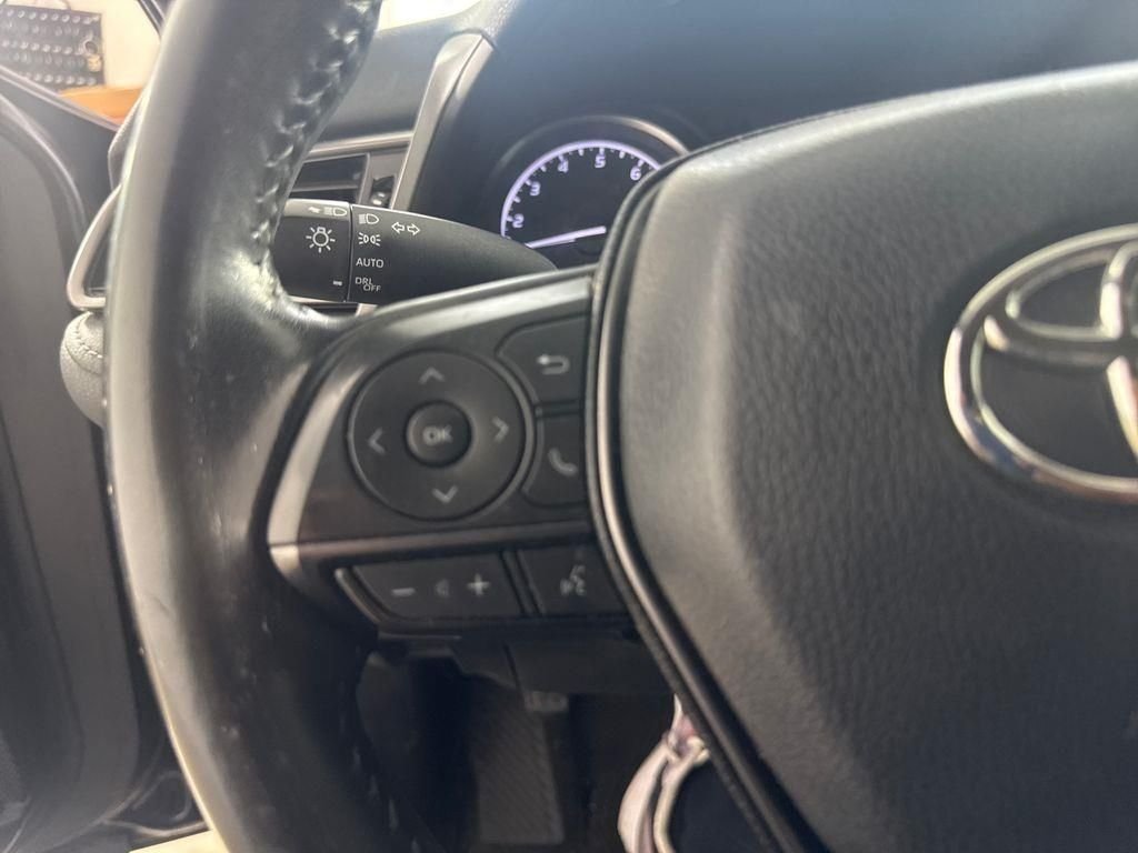 Used 2022 Black Toyota SE image 27
