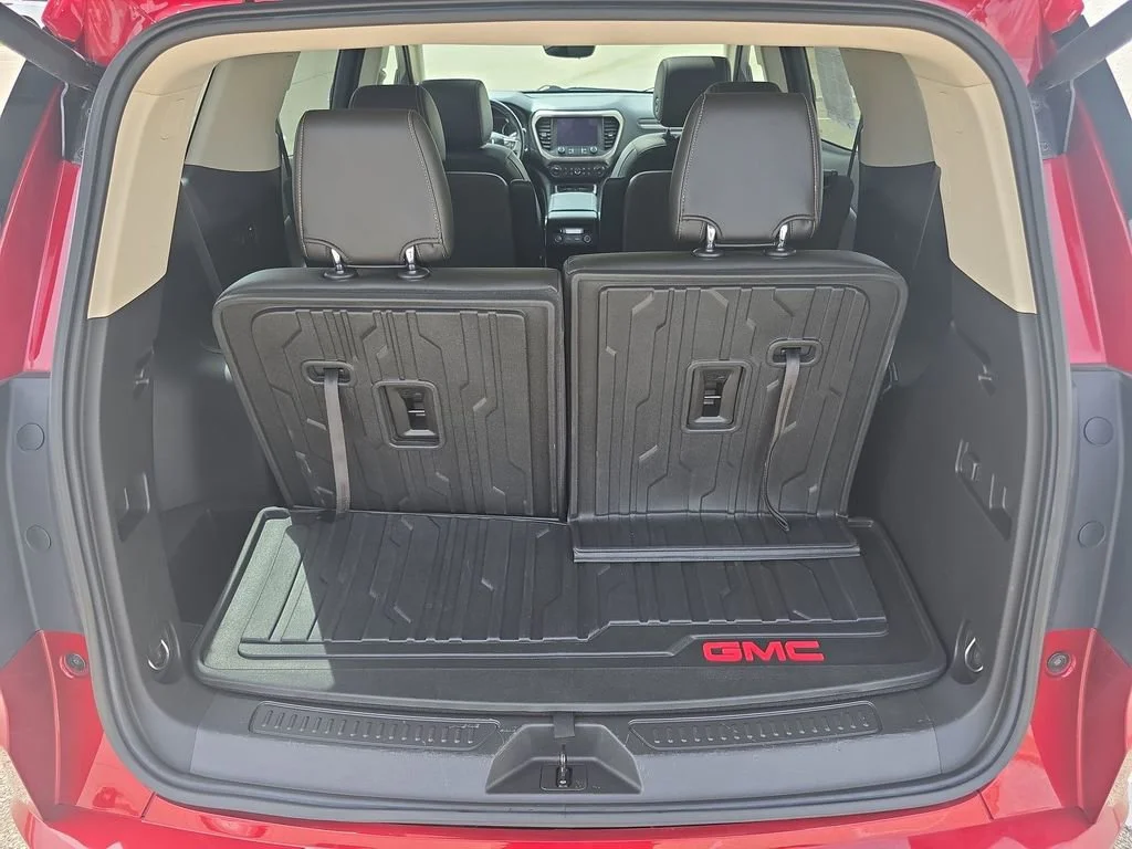 2020 GMC Acadia Denali - Photo 27