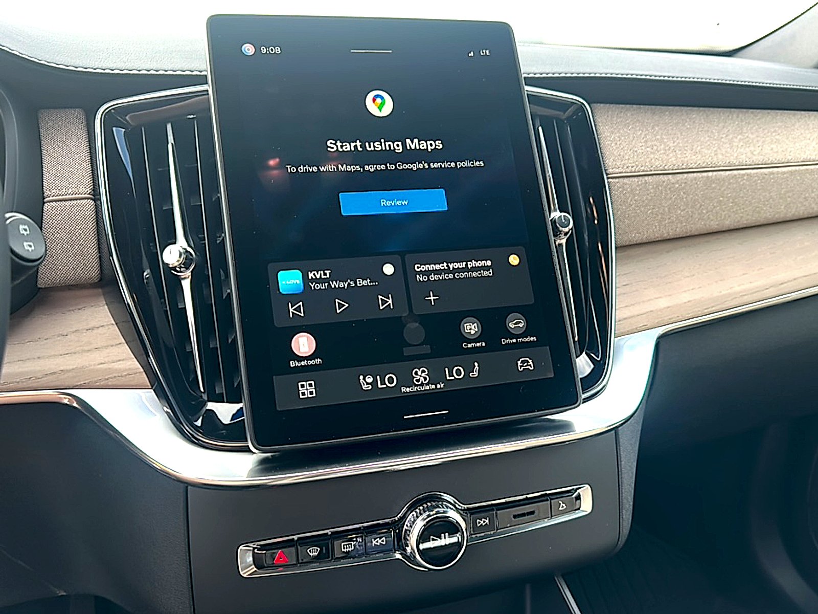 2026 Volvo XC90 Plus - Photo 21