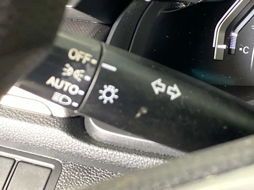 Used 2016 Gray Honda LX image 17