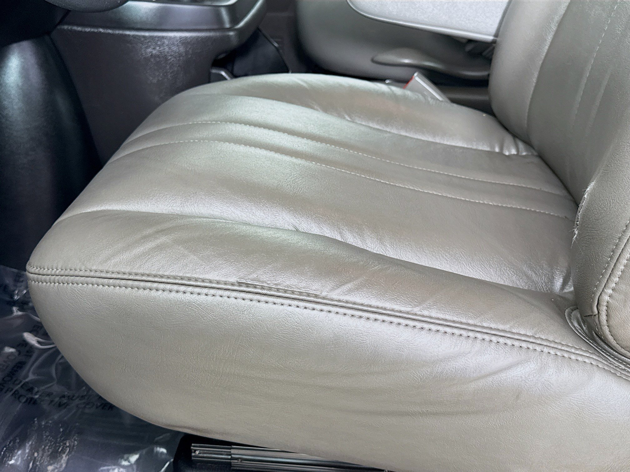Used 2020 Summit White Chevrolet WT image 19
