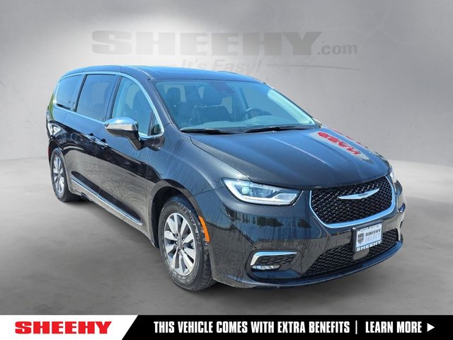 2023 Chrysler Pacifica Hybrid Limited