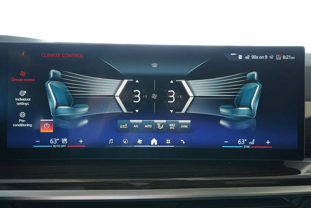 Used 2026 Gray BMW xDrive50e image 18