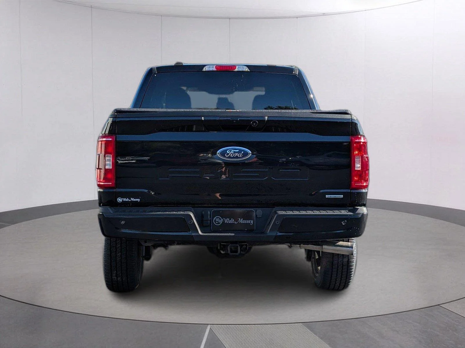 Used 2023 Agate Black Ford XLT image 4