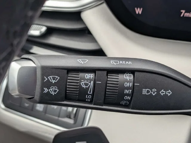 New 2027 Iridescent White Tricoat Buick Avenir image 30