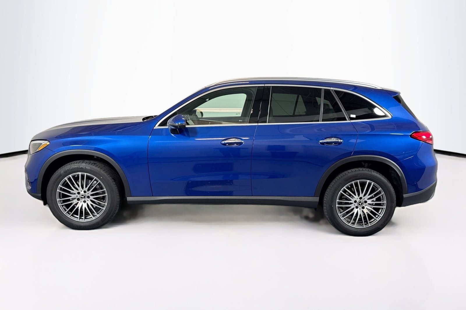 New 2026 Starling Blue Metallic Mercedes-Benz GLC 300 image 8