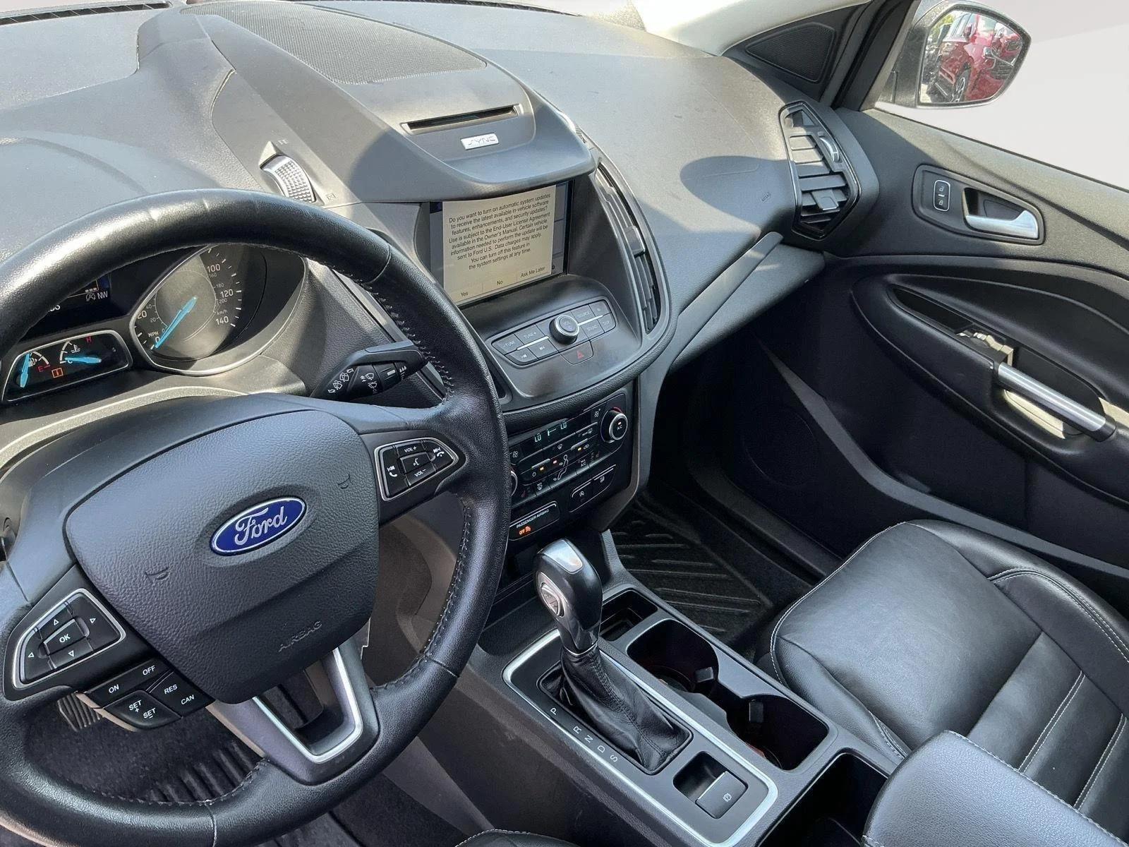 Used 2018 Magnetic Ford SEL image 13