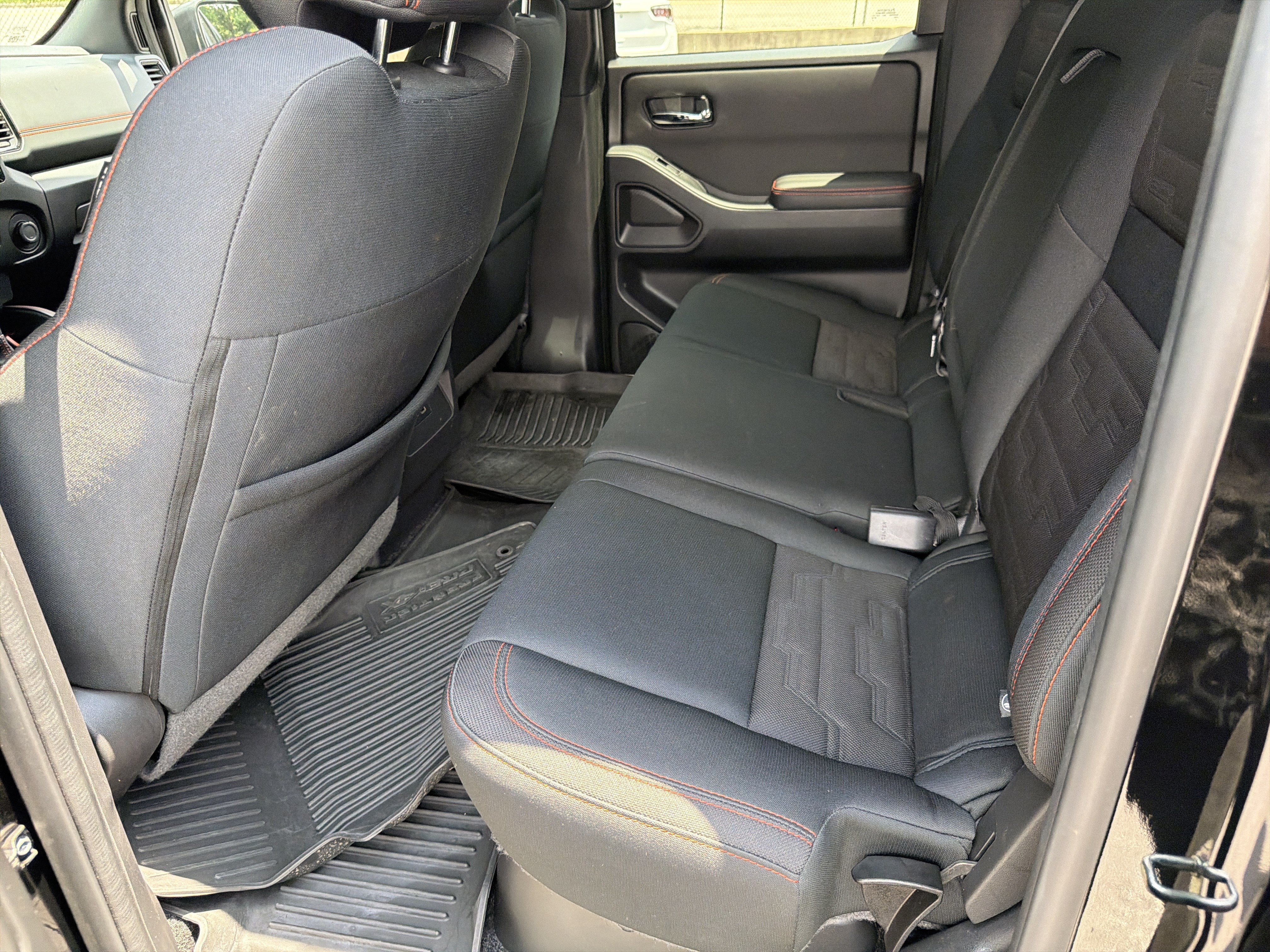 Used 2022 Super Black Nissan PRO-X image 24