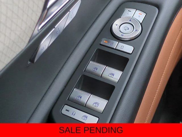 Used 2025 White Genesis 2.5T Prestige image 23