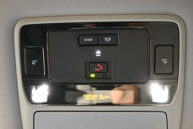 Used 2024  Toyota XLE image 30