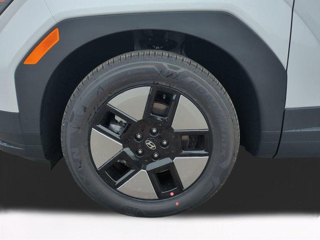 New 2026 White Hyundai SEL image 11