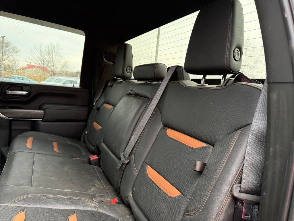 Used 2021 Onyx Black GMC AT4 image 10