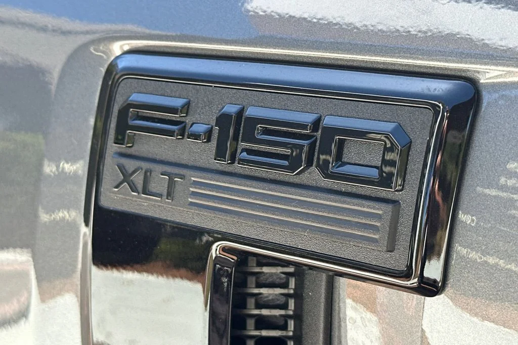 New 2026 Gray Metallic Ford XLT image 26