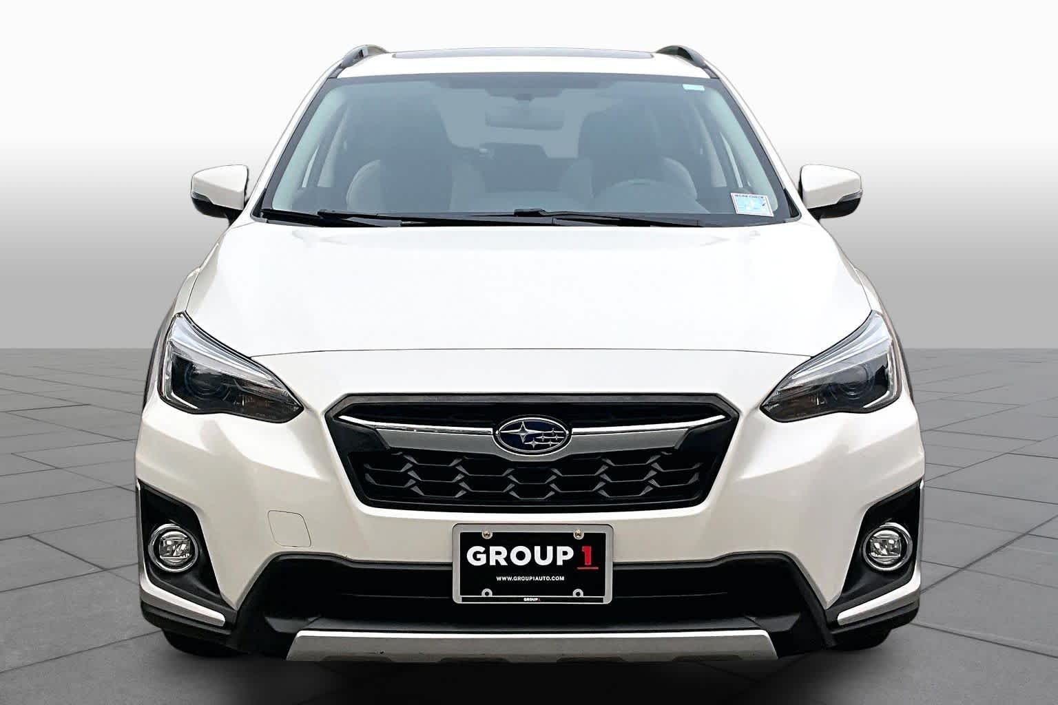 Used 2019 Crystal White Pearl Subaru  image 4