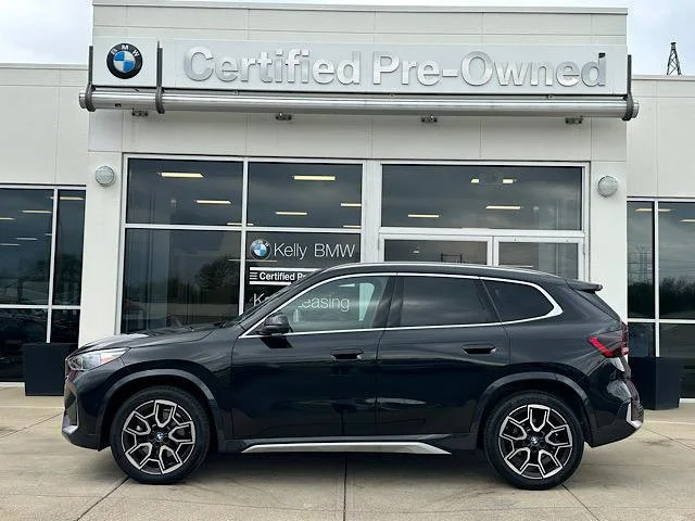 Certified Used 2025 Black Sapphire Metallic BMW xDrive28i image 5
