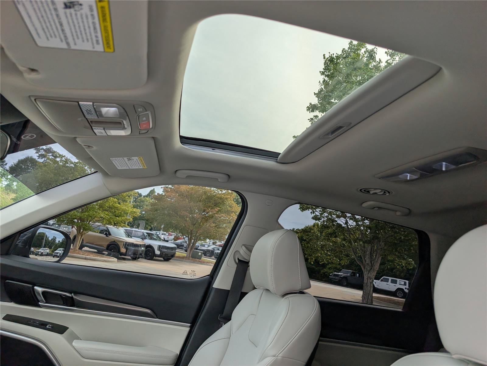 Used 2024 Gravity Gray Kia S image 19