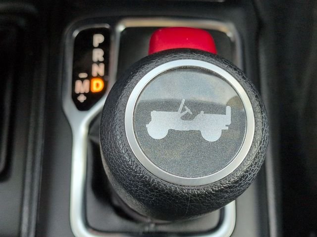 Used 2023 Black Jeep Sport S image 27