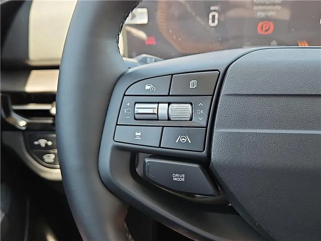 New 2026 White KIA EX Front-Wheel Drive image 18