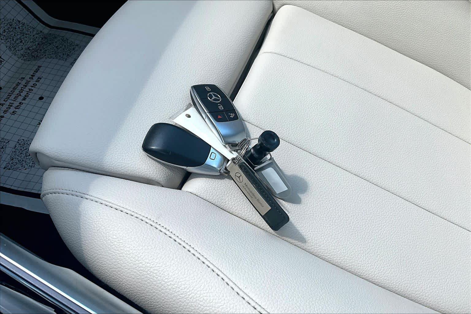Used 2023 Polar White Mercedes-Benz EQB 250+ image 13