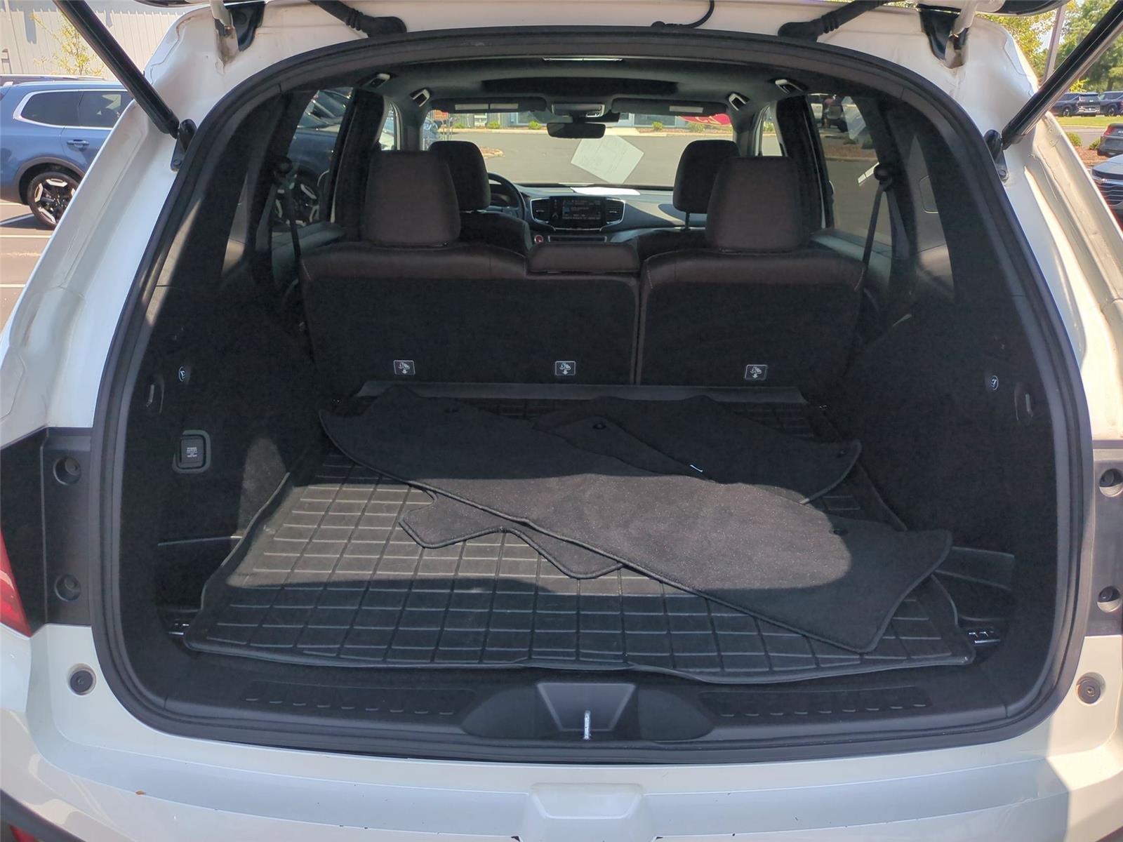 Used 2025 Platinum White Pearl Honda EX-L image 51