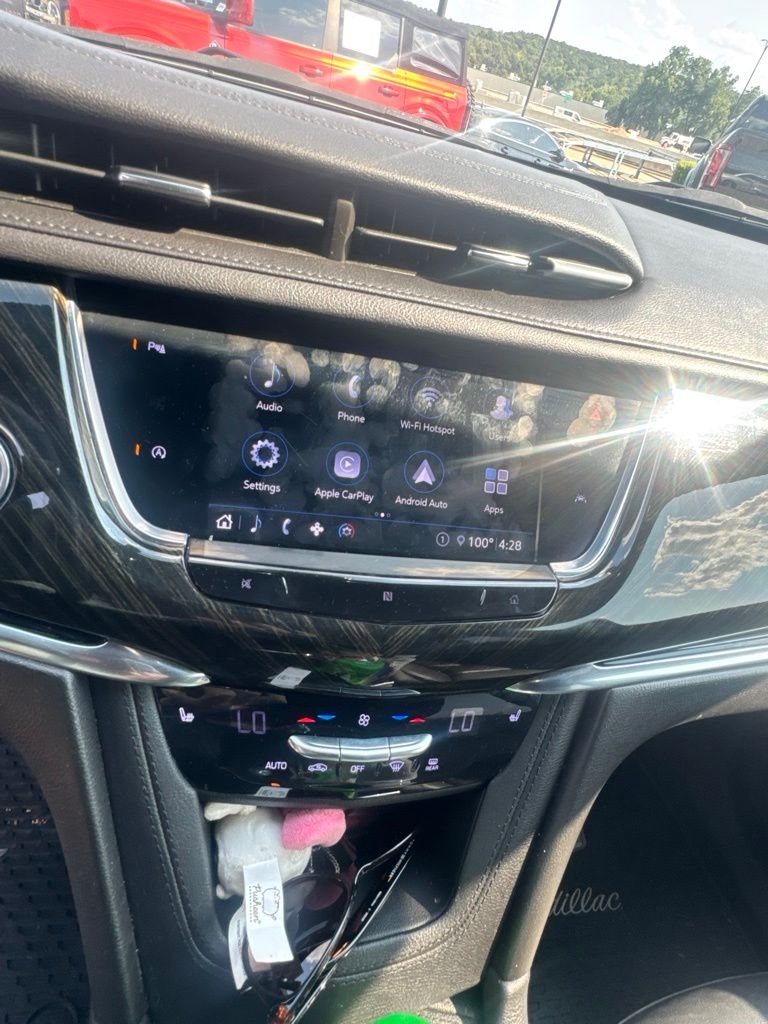 Used 2020 Silver Cadillac Premium Luxury image 15