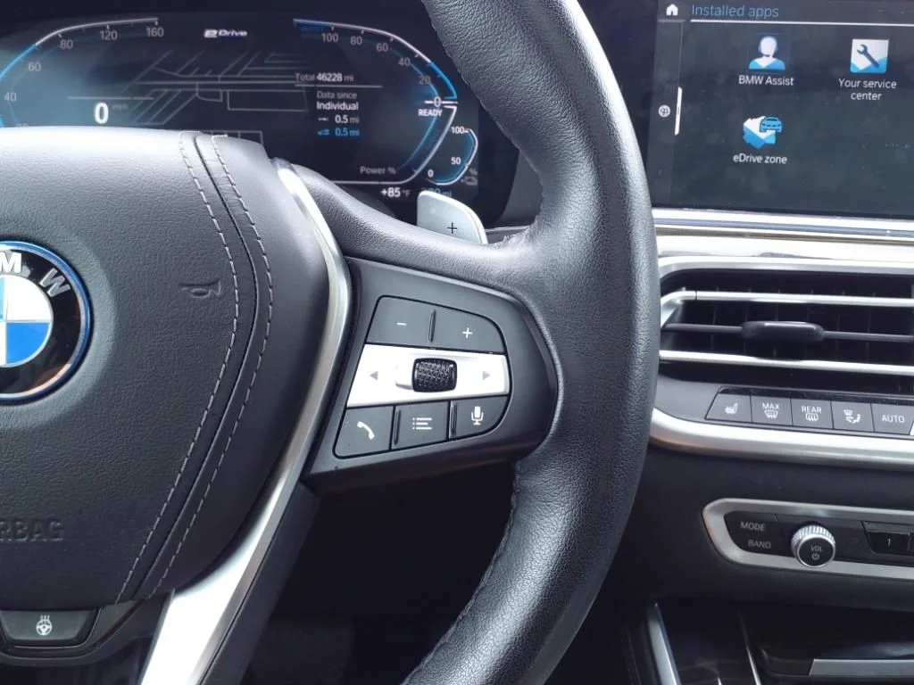 Used 2023 White BMW xDrive45e image 7