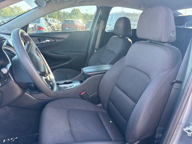 Used 2023 Gray Chevrolet LT image 13